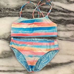 Reversible athleta bathing suit